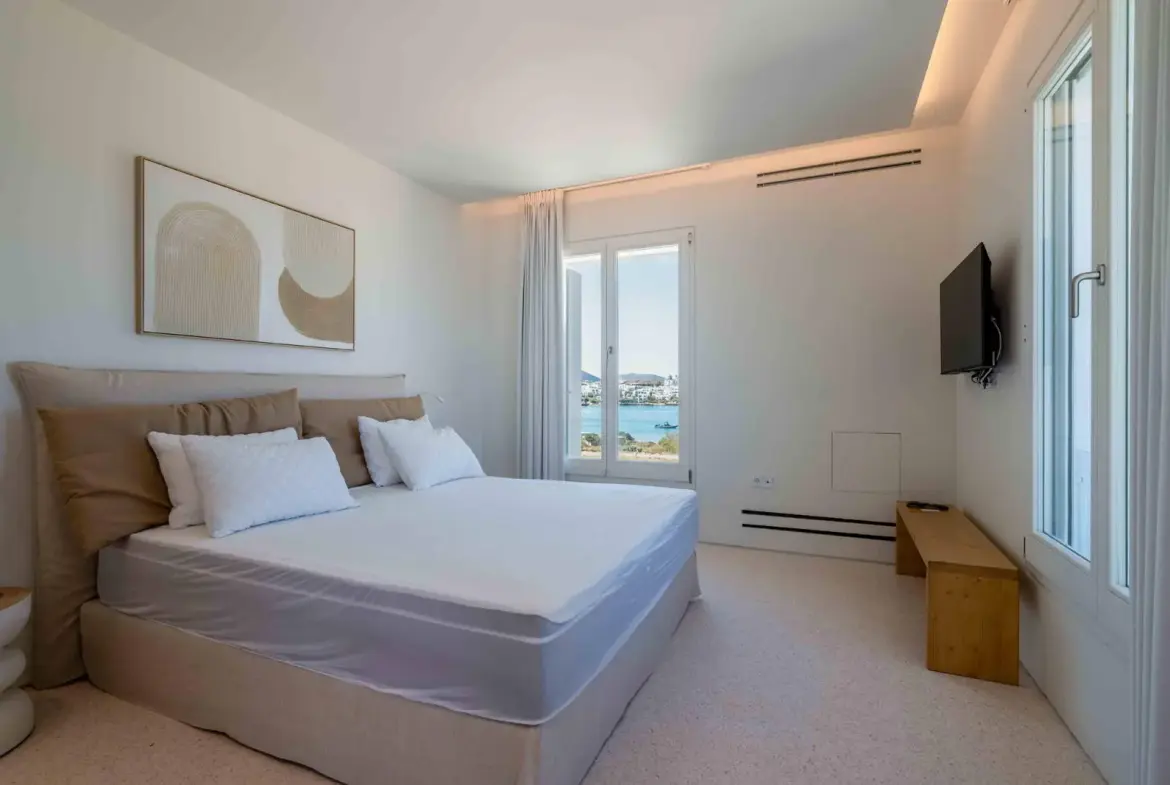 Luxurious New Seaside Villa in Agioi Anargyroi, Naoussa Paros