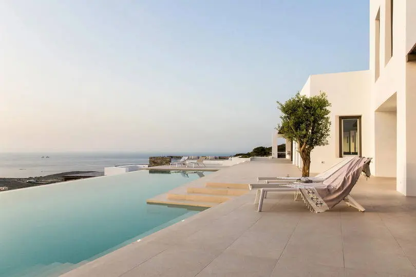 Exclusive 6 bedroom villa with stunning views and private pool in Paros