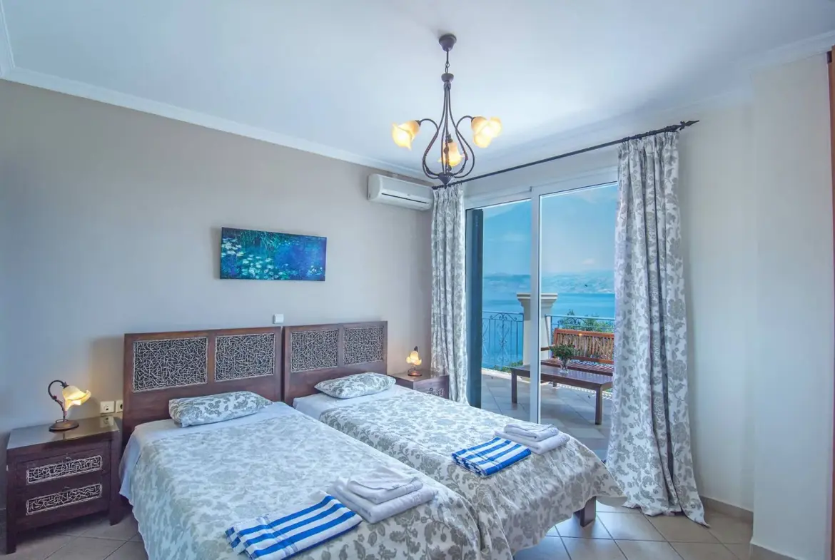 Luxury 3-villa estate with sea views & pool in Kassiopi, North Corfu