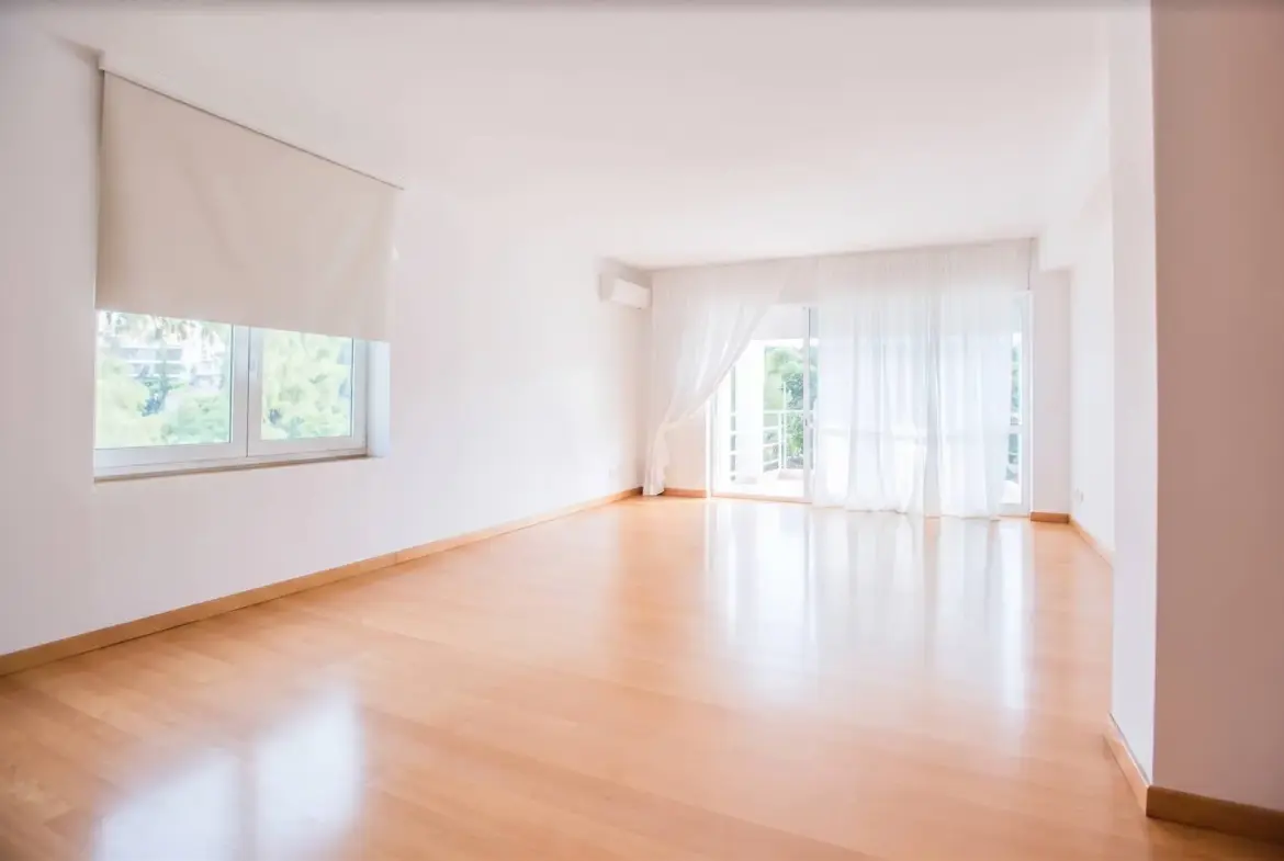 Timeless detached residence just a 5-minute walk from Vouliagmeni beach