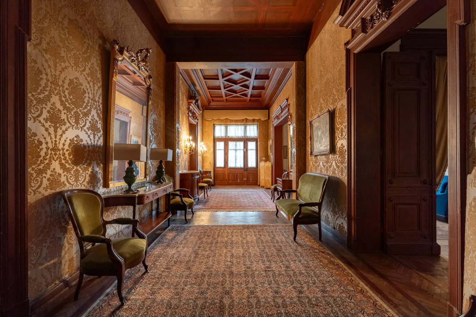 bh-dadf9a62f250 Historical 1890 mansion in Thessaloniki