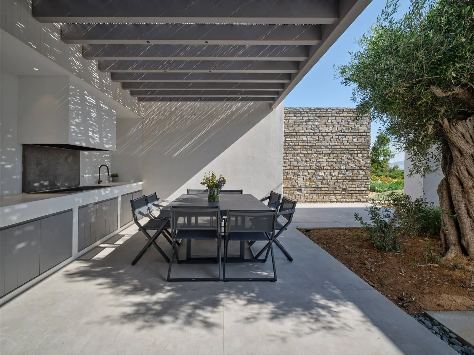 Ultimate luxury seafront villa with infinity pool in Antiparos
