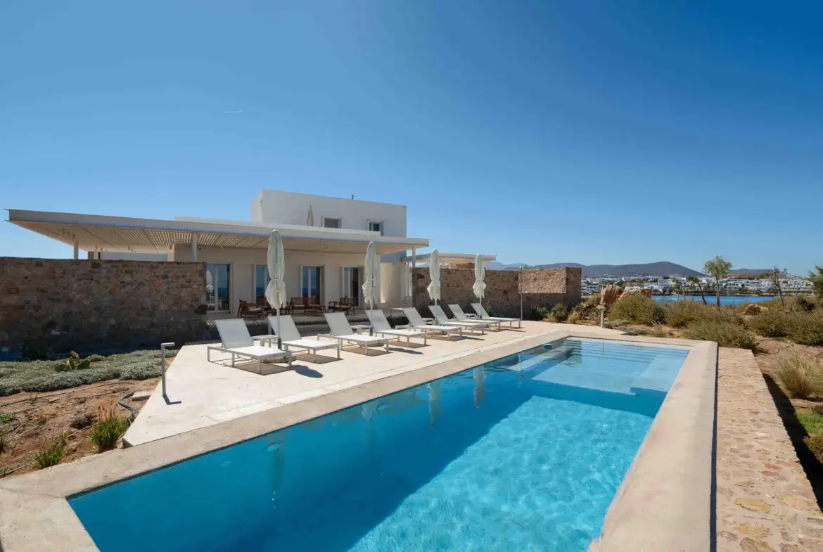 Luxurious New Seaside Villa in Agioi Anargyroi, Naoussa Paros
