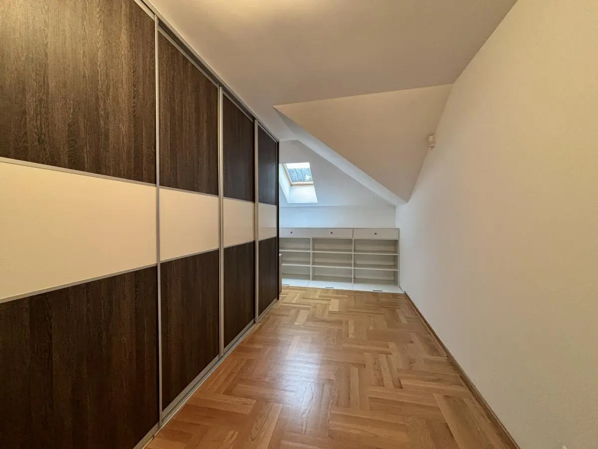 Senjak – an elegant 4-bedroom apartment