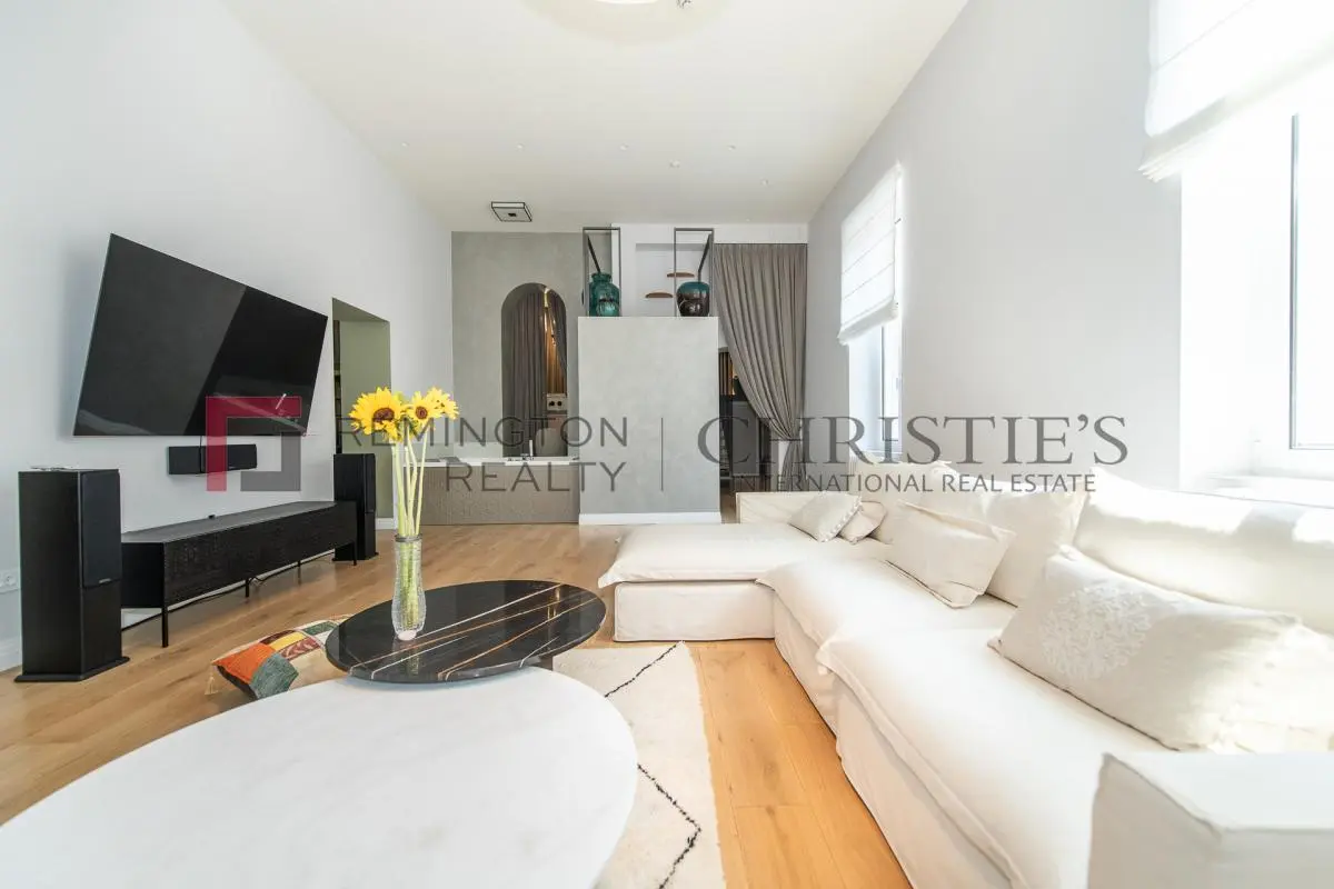 Classy, salon-style apartment