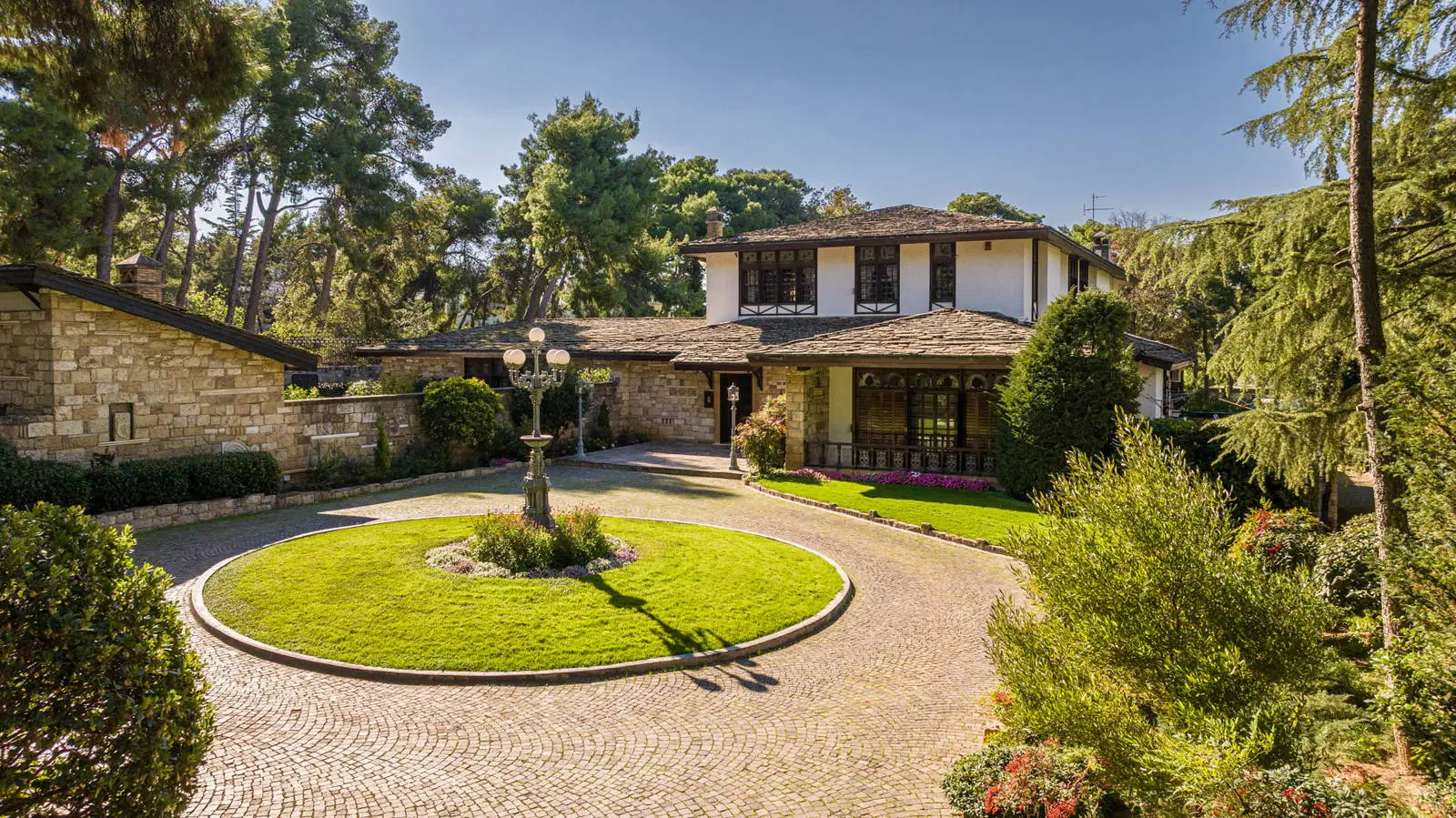 The grand estate in Ekali