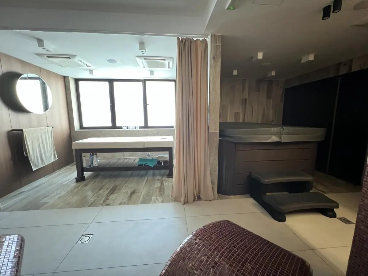 New development with 3 bedrooms and a private gym