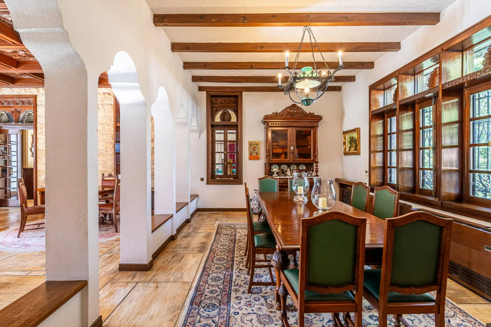 The grand estate in Ekali