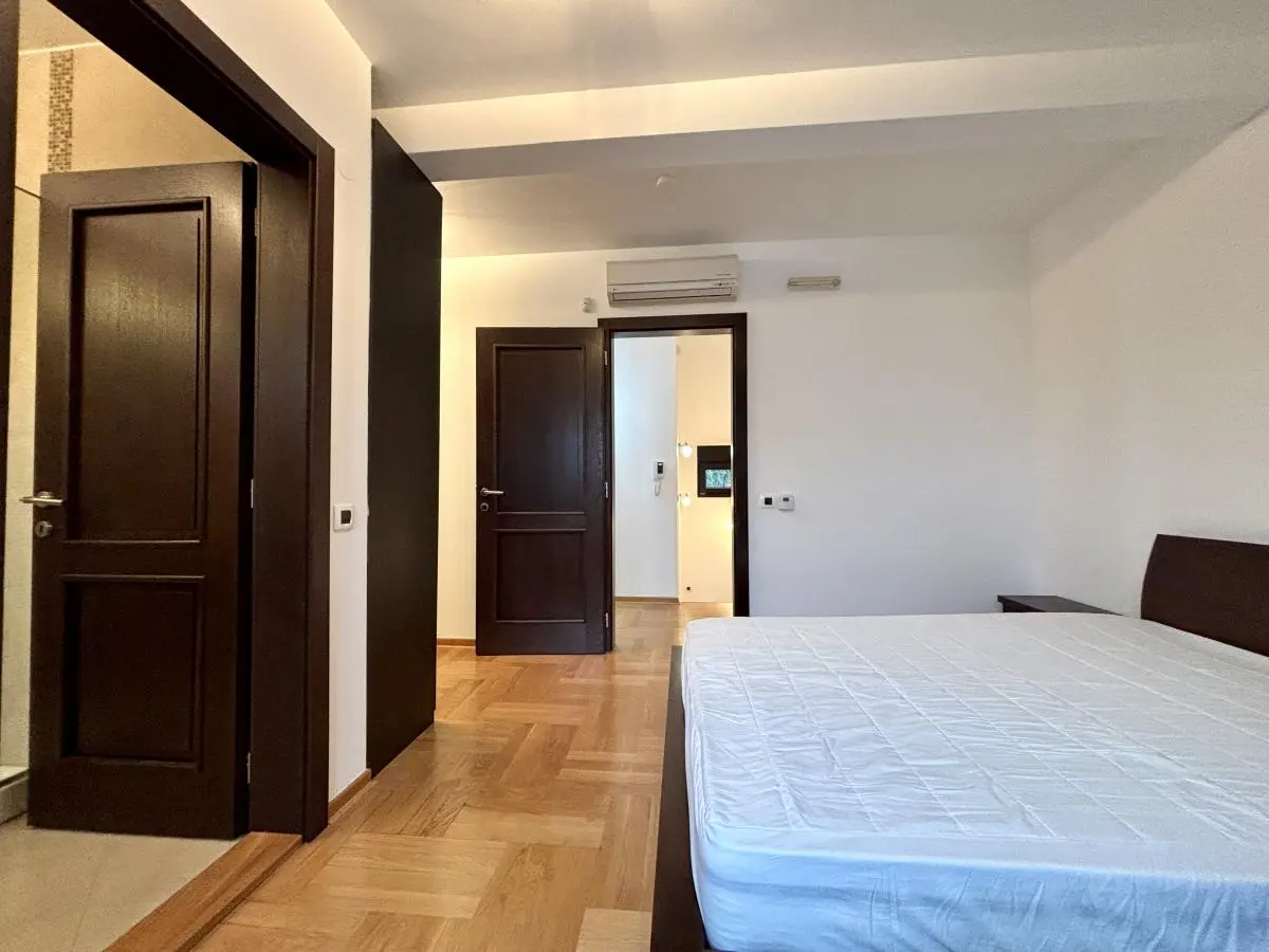 Senjak – an elegant 4-bedroom apartment