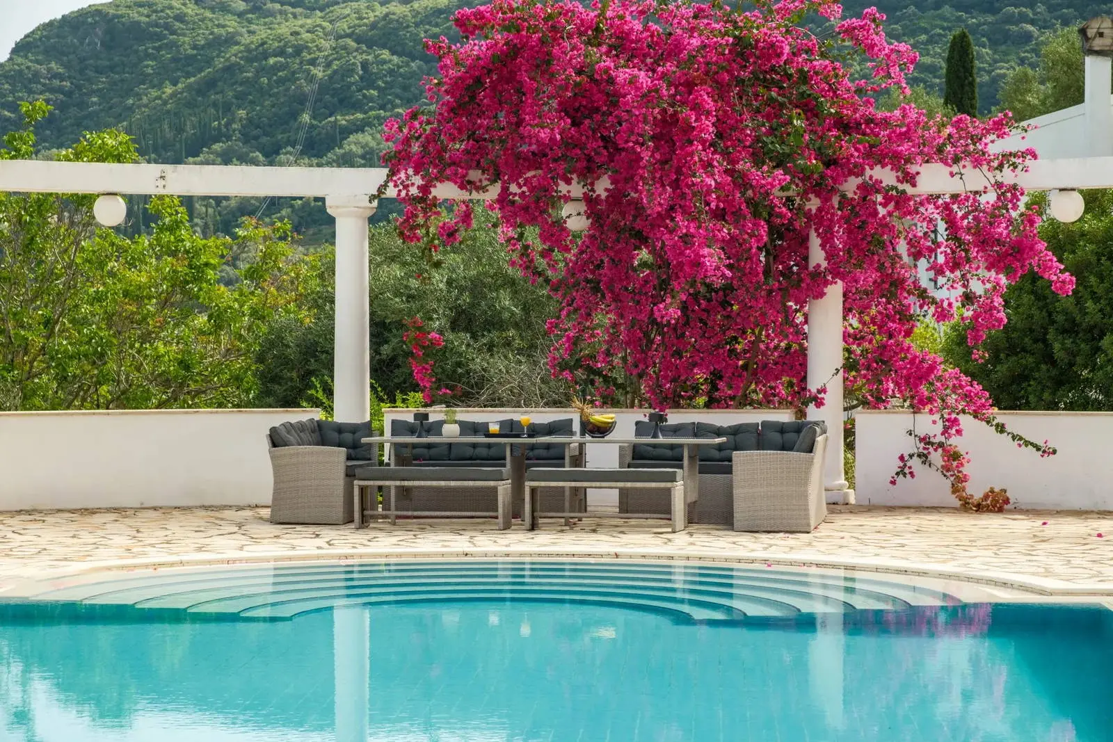 A rare luxury estate in the heart of Corfu