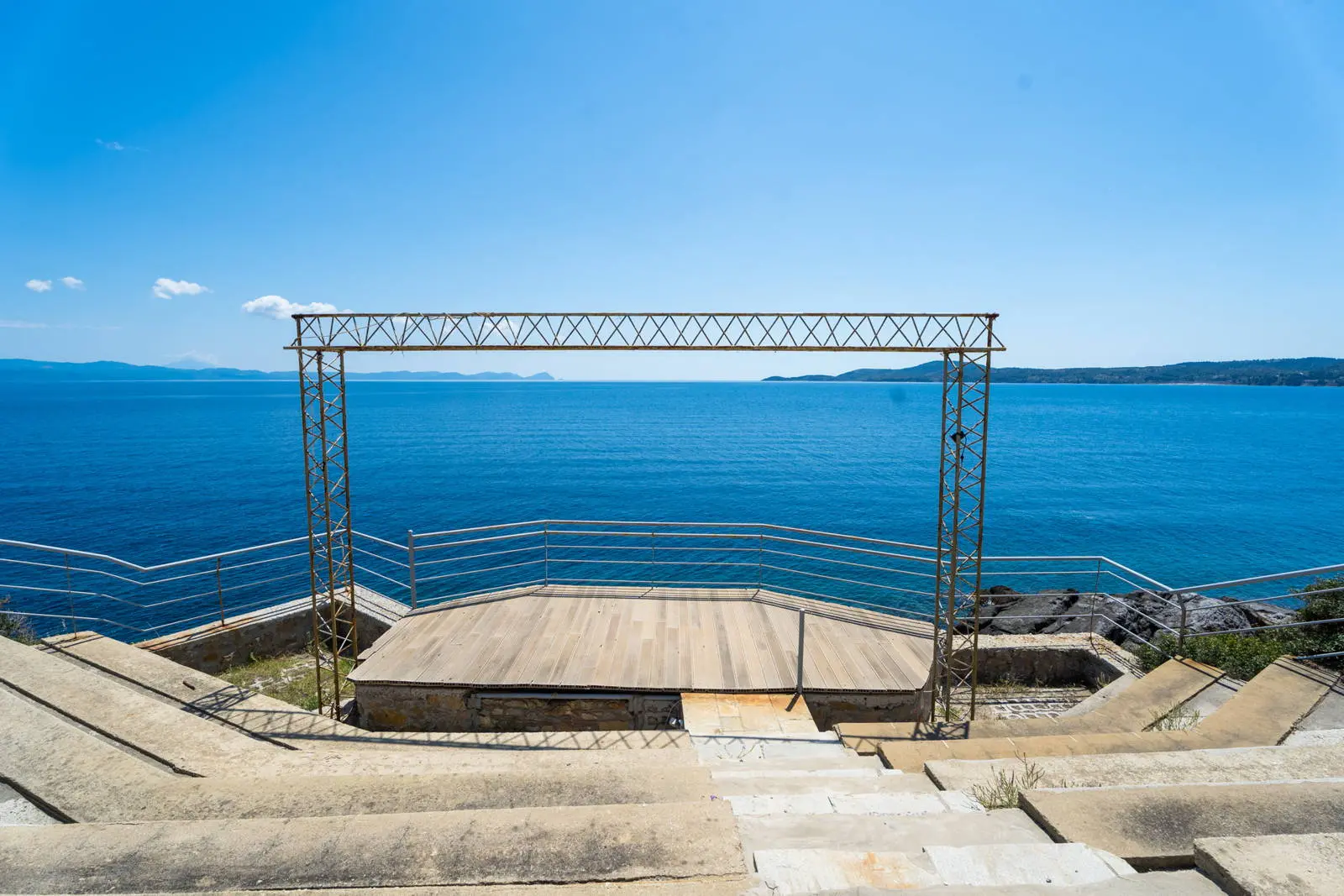 Seaside luxury villa in Paliouri