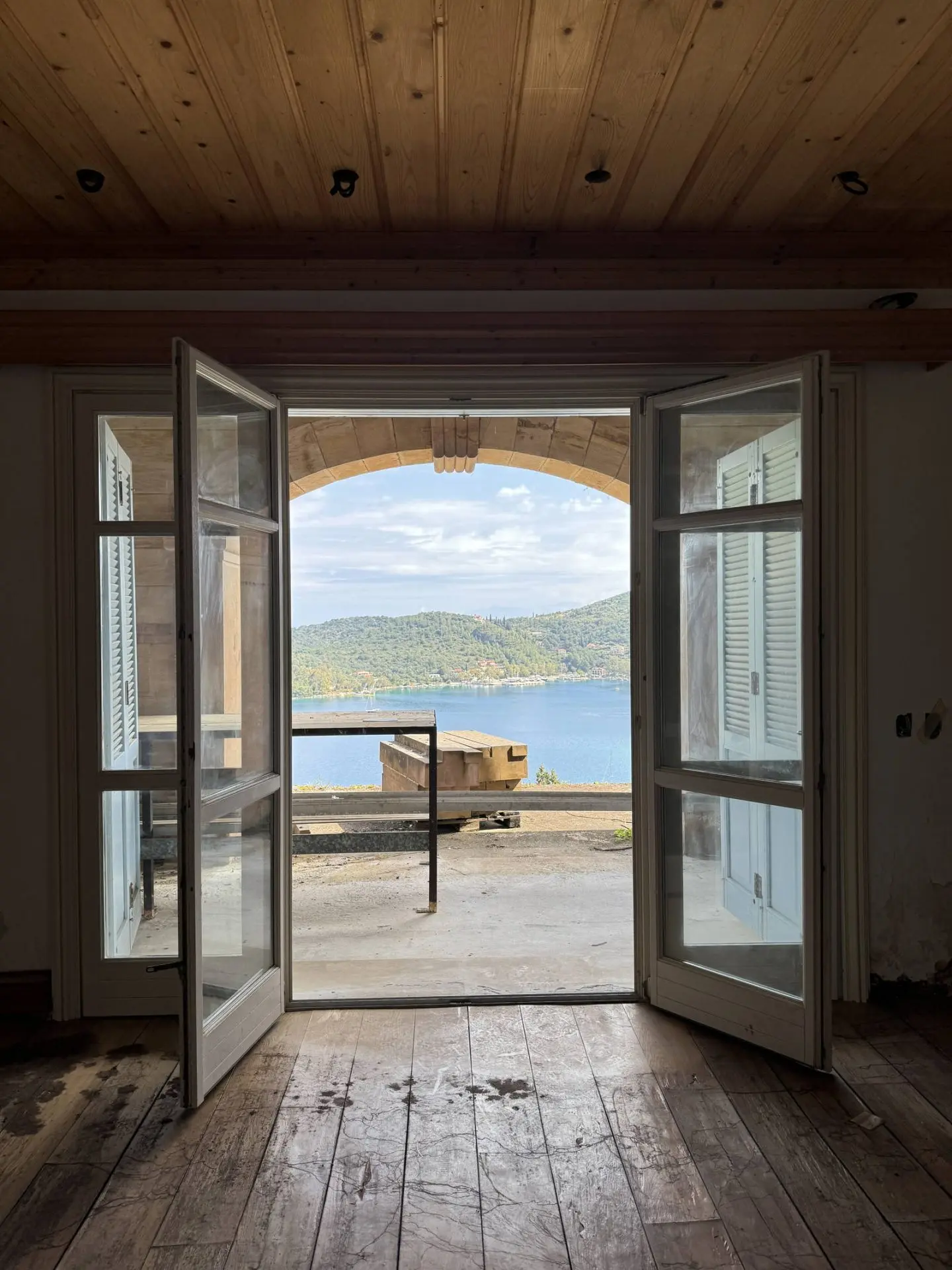 Ithaca Unique Residence – Architectural renovation project over the Ionian sea