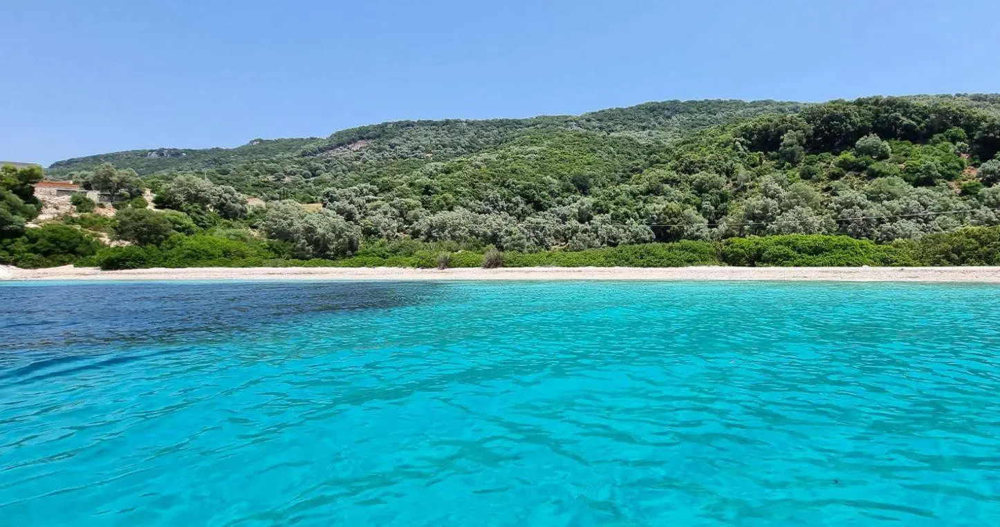 bh-e65a0ca30330 The Ionian Passage – Off-plan beachfront villa with private pontoon in Lefkada