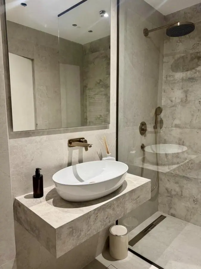 Elegant Four-Bedroom Apartment with Panoramic Views in the Wellport Residential Complex