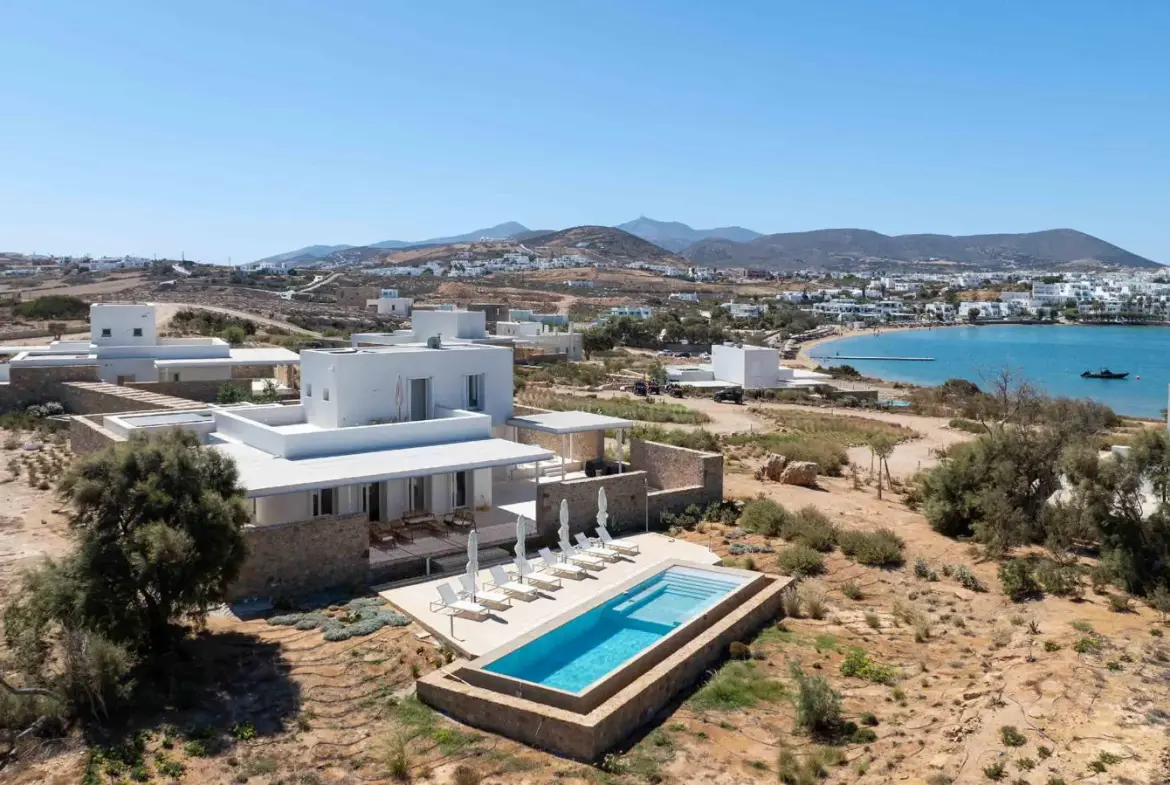 Luxurious New Seaside Villa in Agioi Anargyroi, Naoussa Paros