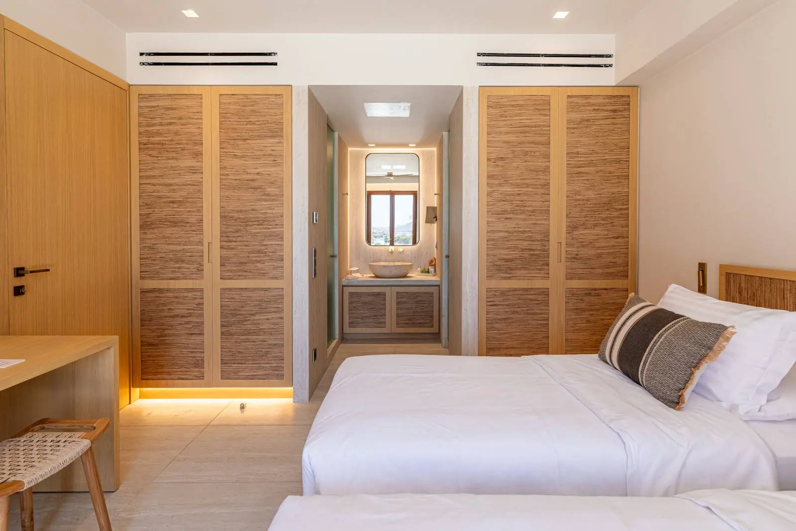 Paros serenity luxury retreat villas