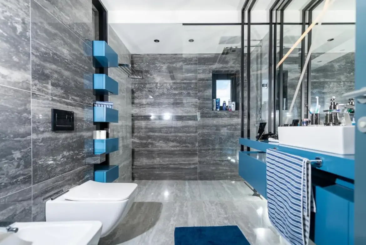 Penthouse in the Diplomatic Quarter with Panoramic Views