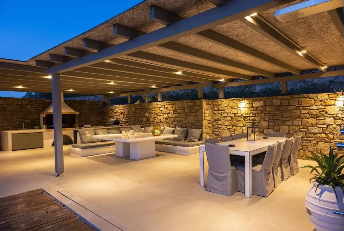 Luxurious villa overlooking the Aegean Sea, Mykonos
