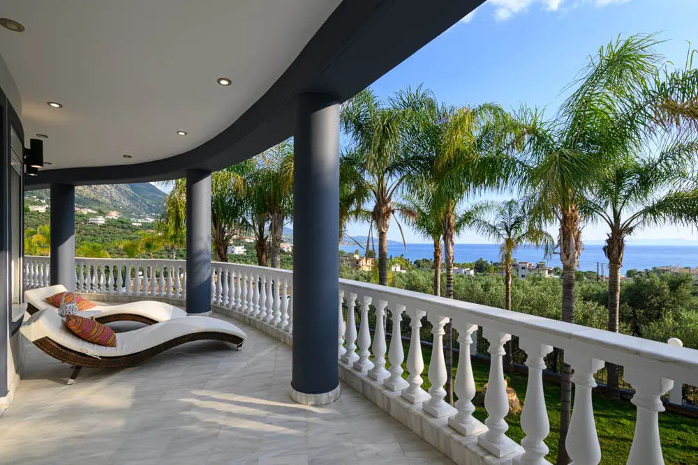 Elegant villa with pool & views in Kalamata, Messinia