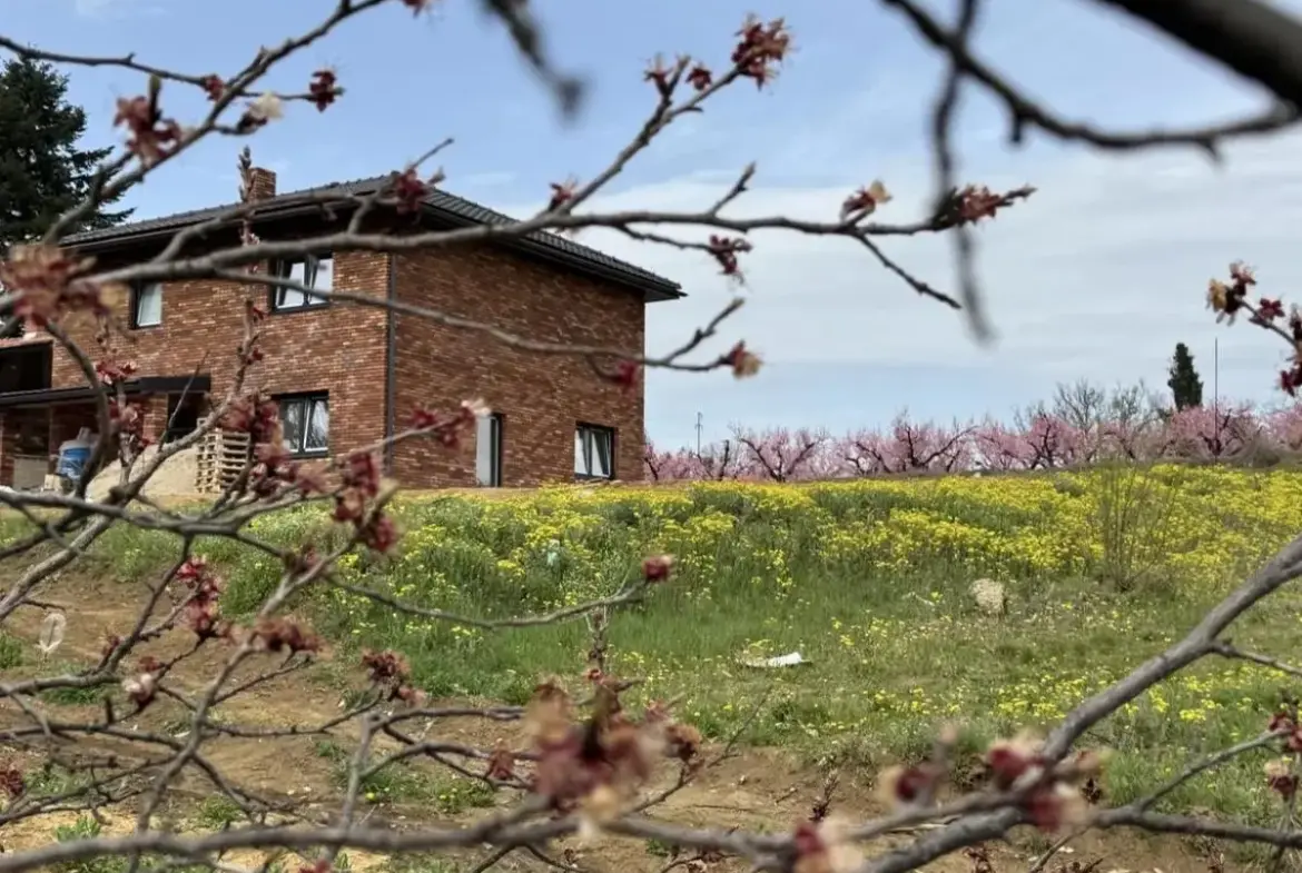 A house in the Magnolia residential community, just 30 minutes from the center of Belgrade