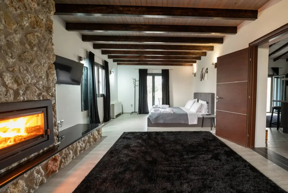 High-End villa with gym & jacuzzi in Corfu