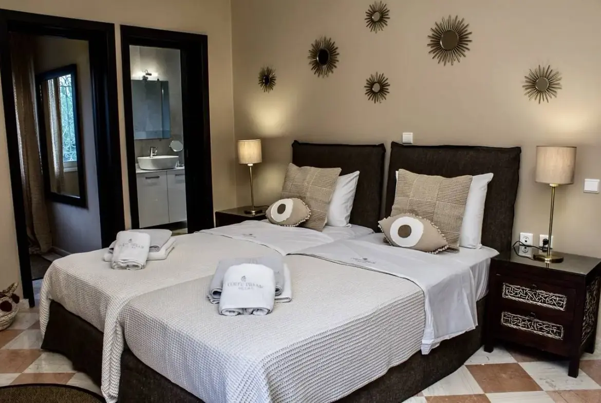 Luxury 3-villa estate with sea views & pool in Kassiopi, North Corfu