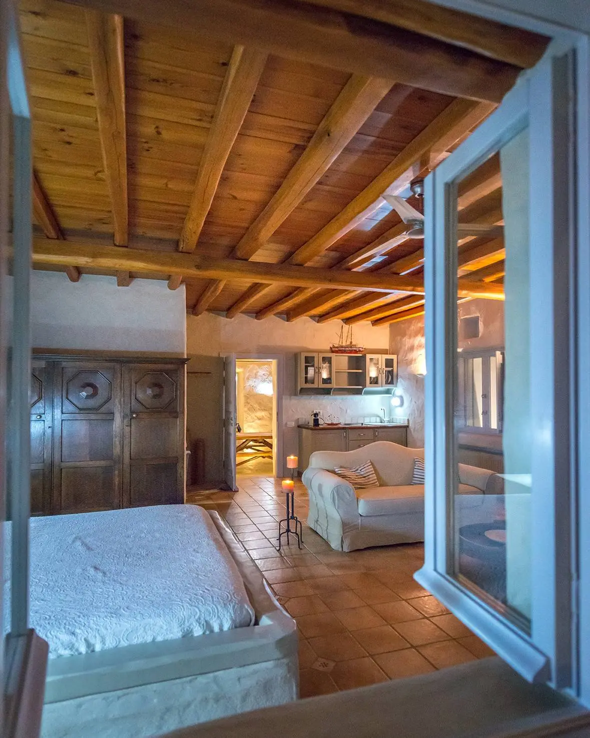 Distinctive-style villa in Kolymbithres, Paros