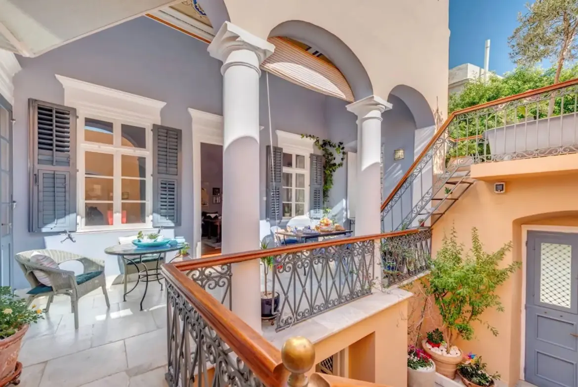 Historic Monument Villa in Ermoupolis, Syros