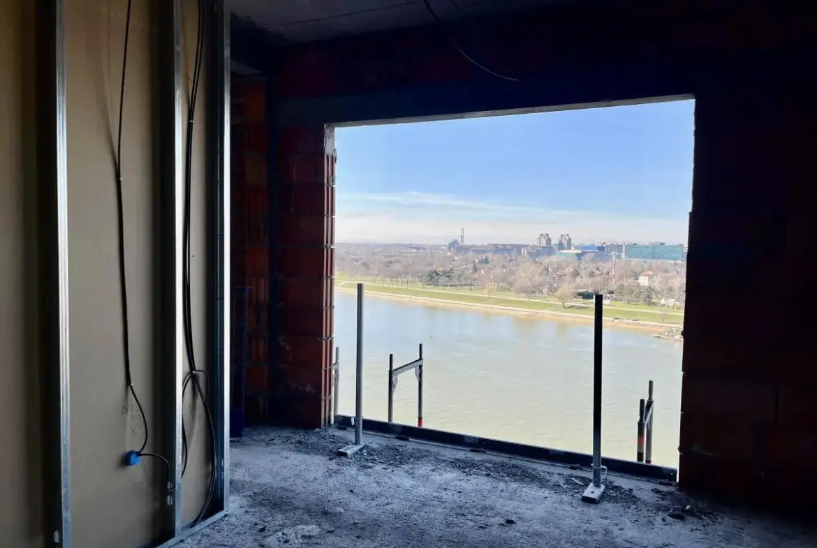 Four-bedroom apartment in BW Victoria with an unforgettable river view
