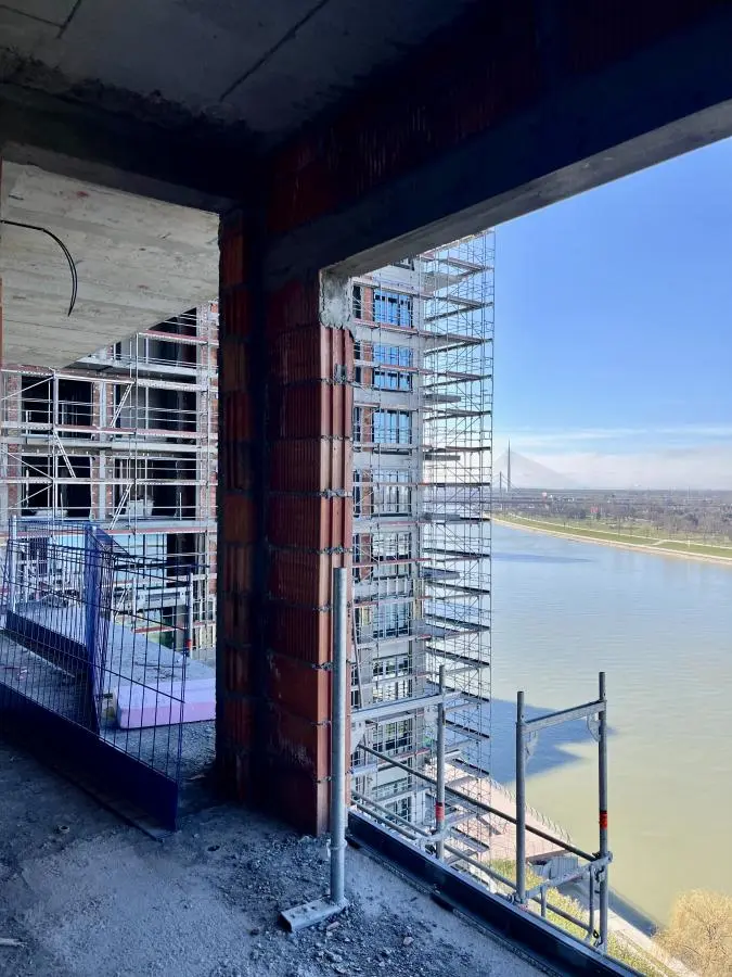 Four-bedroom apartment in BW Victoria with an unforgettable river view