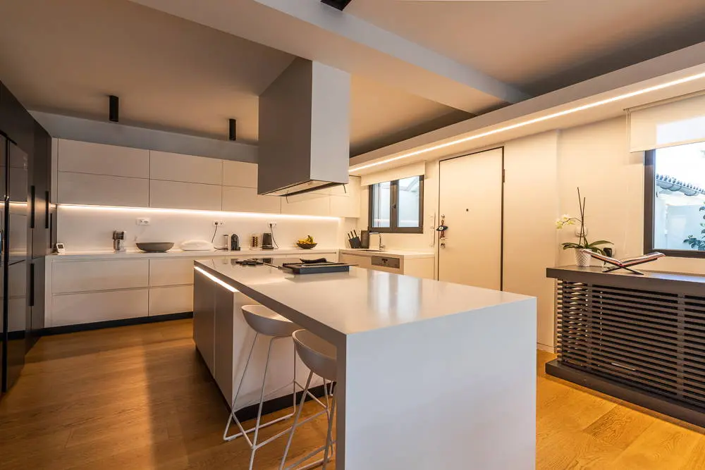 Luxury villa with stunning architectural design in Alimos
