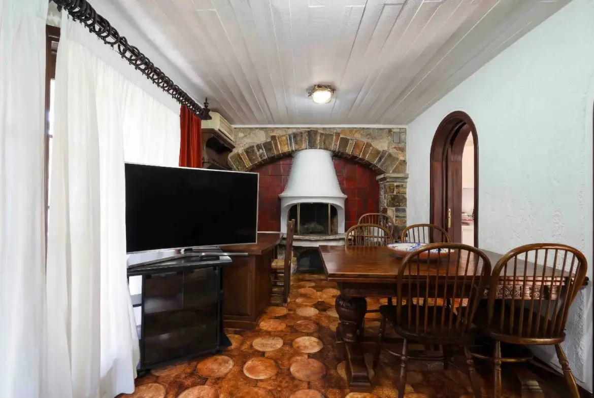 Distinguished residence in Filothei