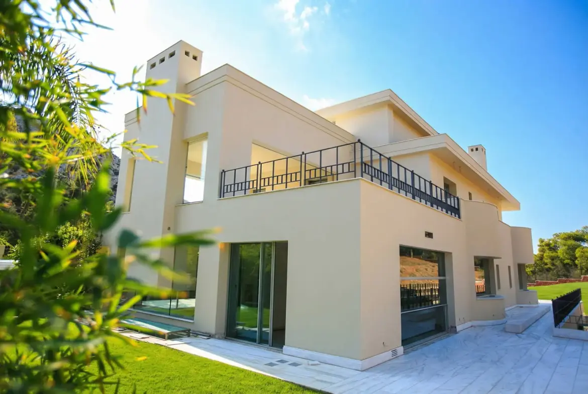 Impressive unfinished five-level villa with swimming pool & wellness area