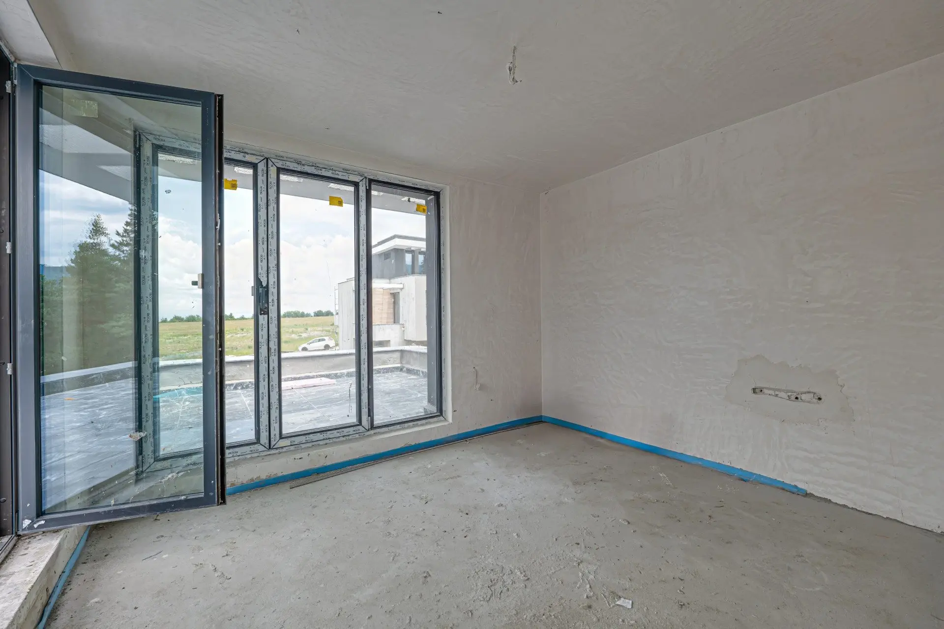 Single-family house in a family complex in Gorna Banya for sale