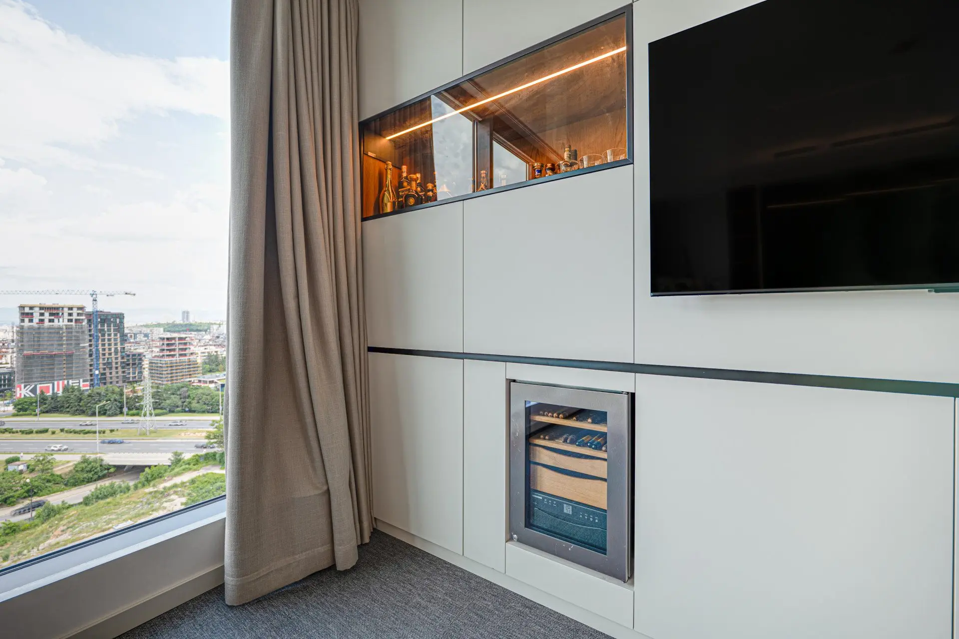 Representative office in a modern office building on Bulgaria Blvd. for sale