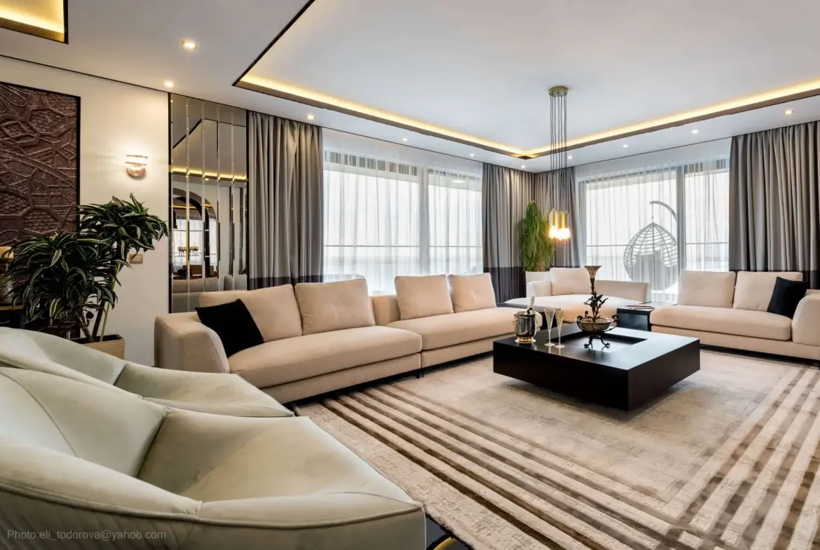 Luxury apartment in a complex on the first line to the beach