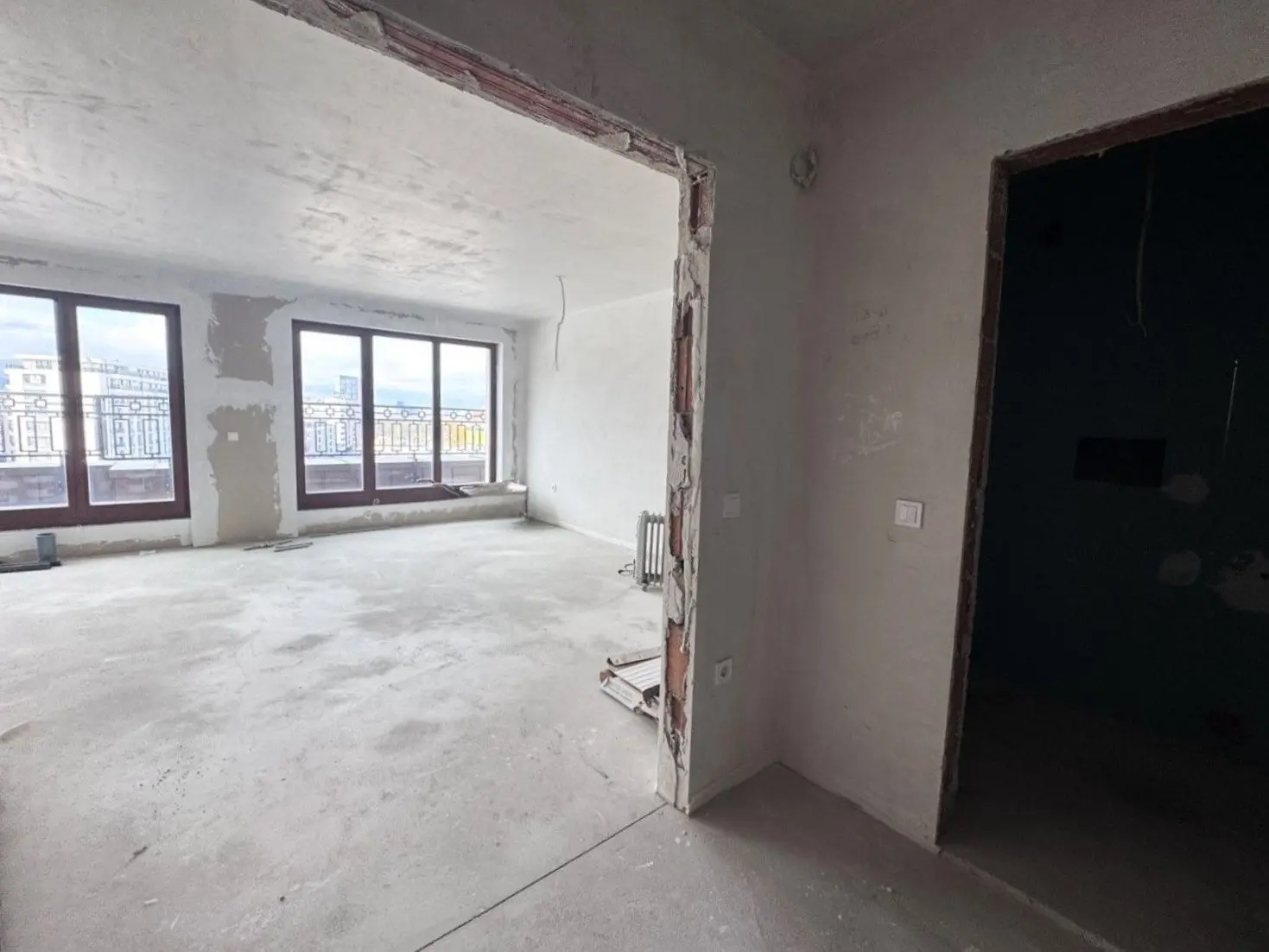 Three-bedroom apartment in a new luxury complex in Krastova vada