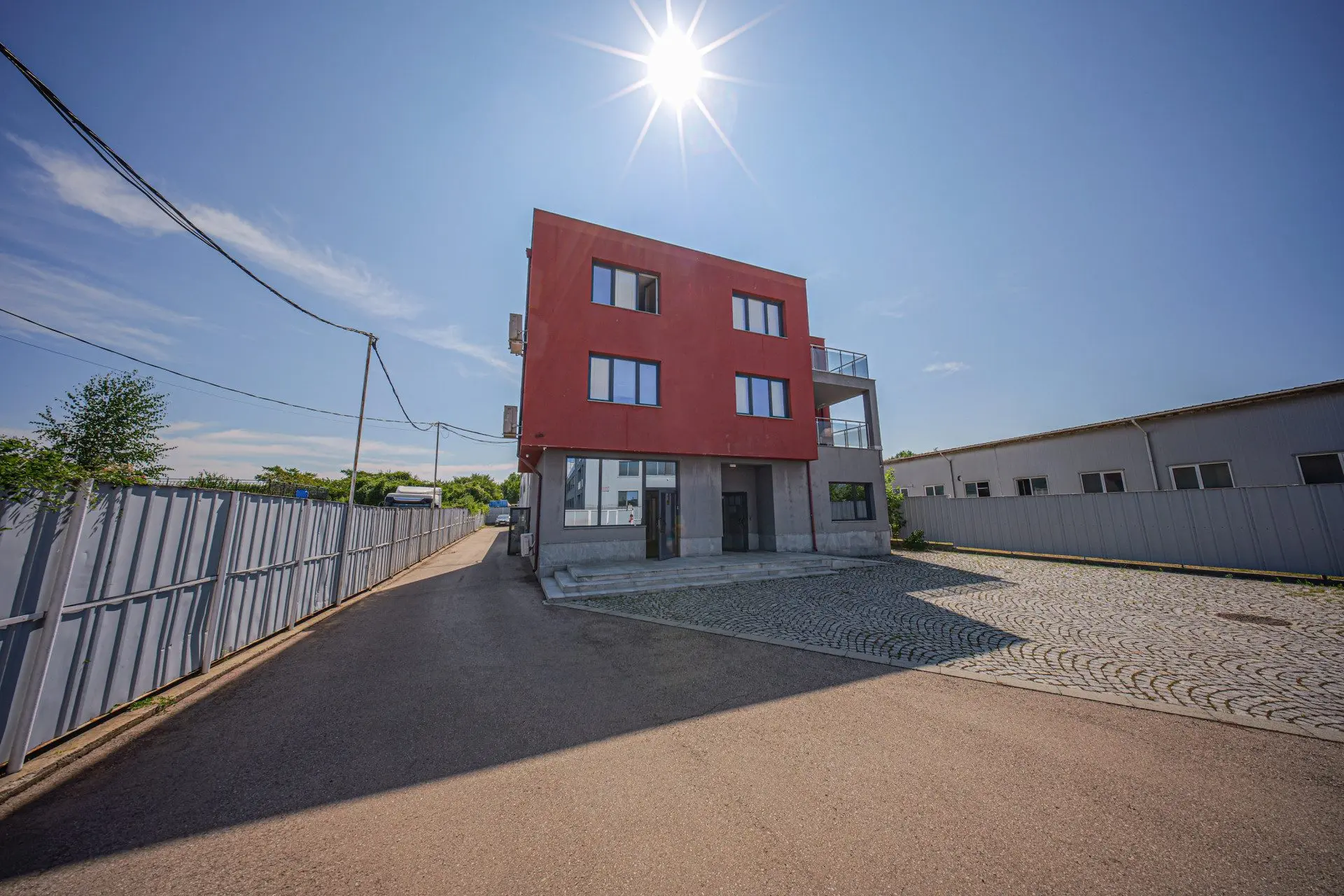 Mixed use office building in the village of Lozen for sale