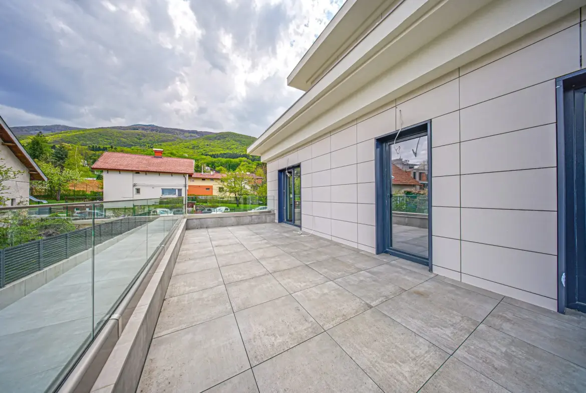 House with a large yard and a great location in Boyana district