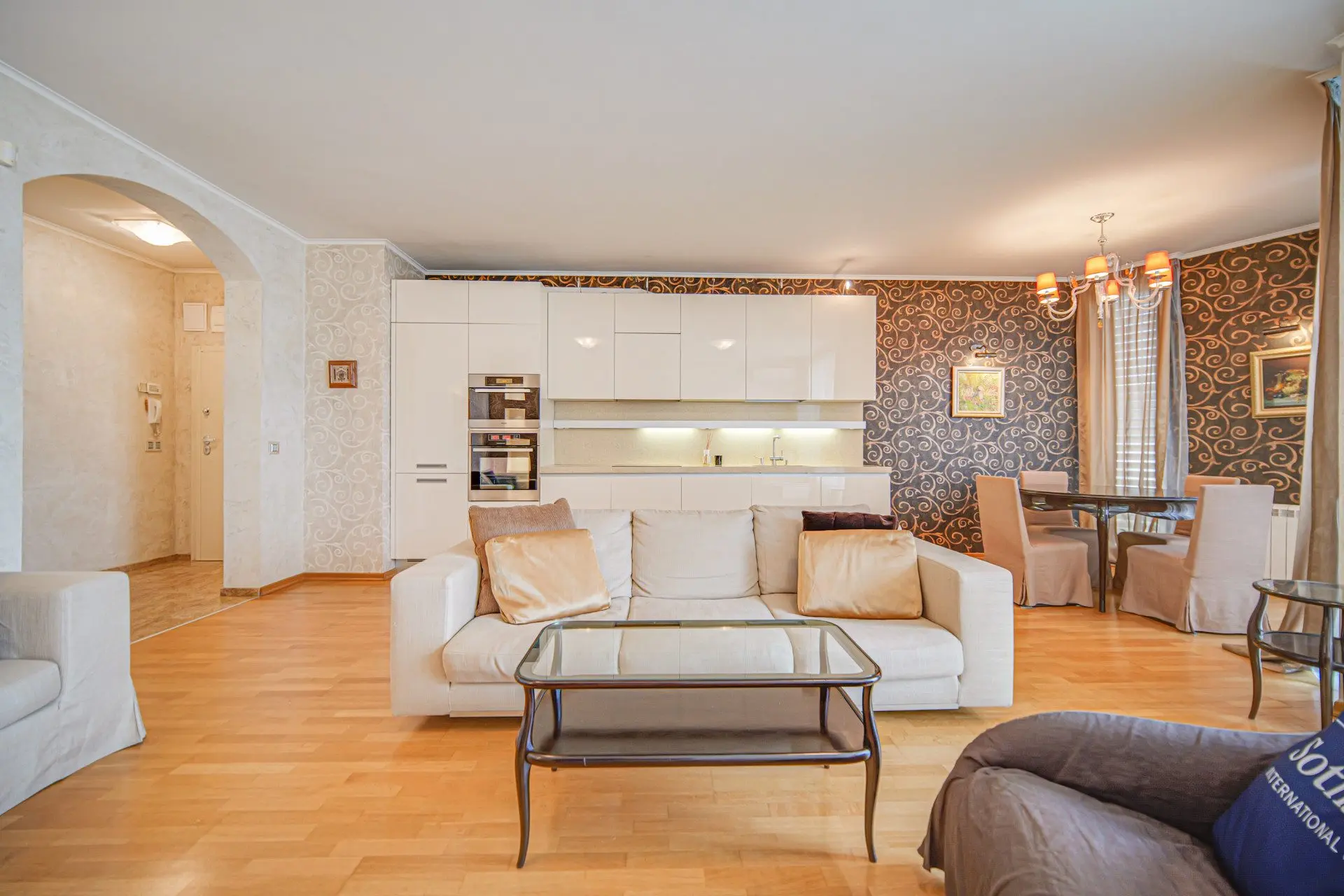 Beautiful designer apartment in Manastirski livadi west for sale