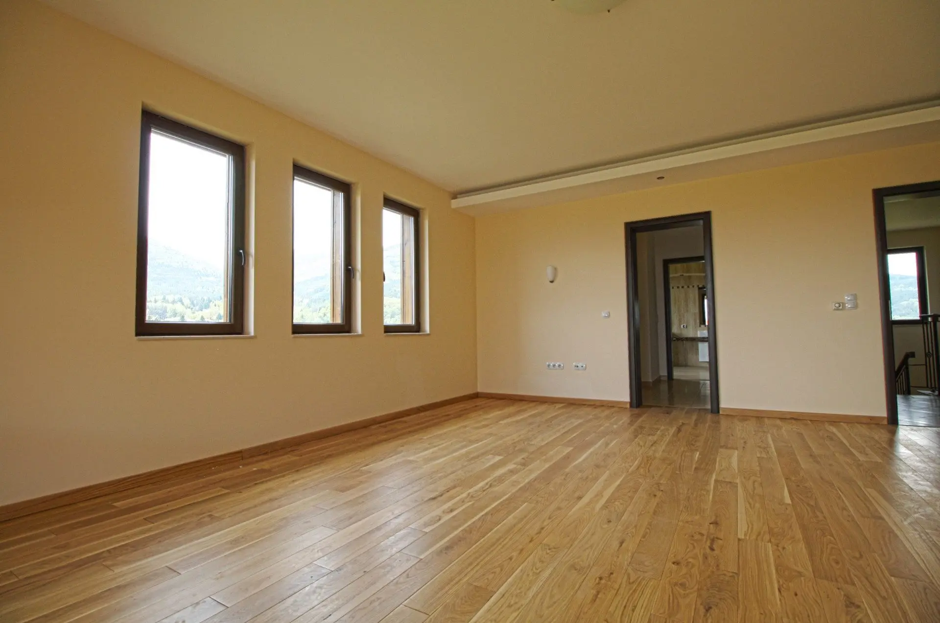 House with its own yard in a gated complex in Bistritsa for sale