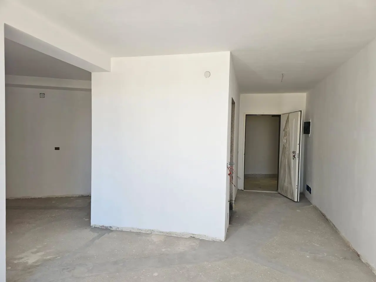 Apartment For Sale In Saranda Albania