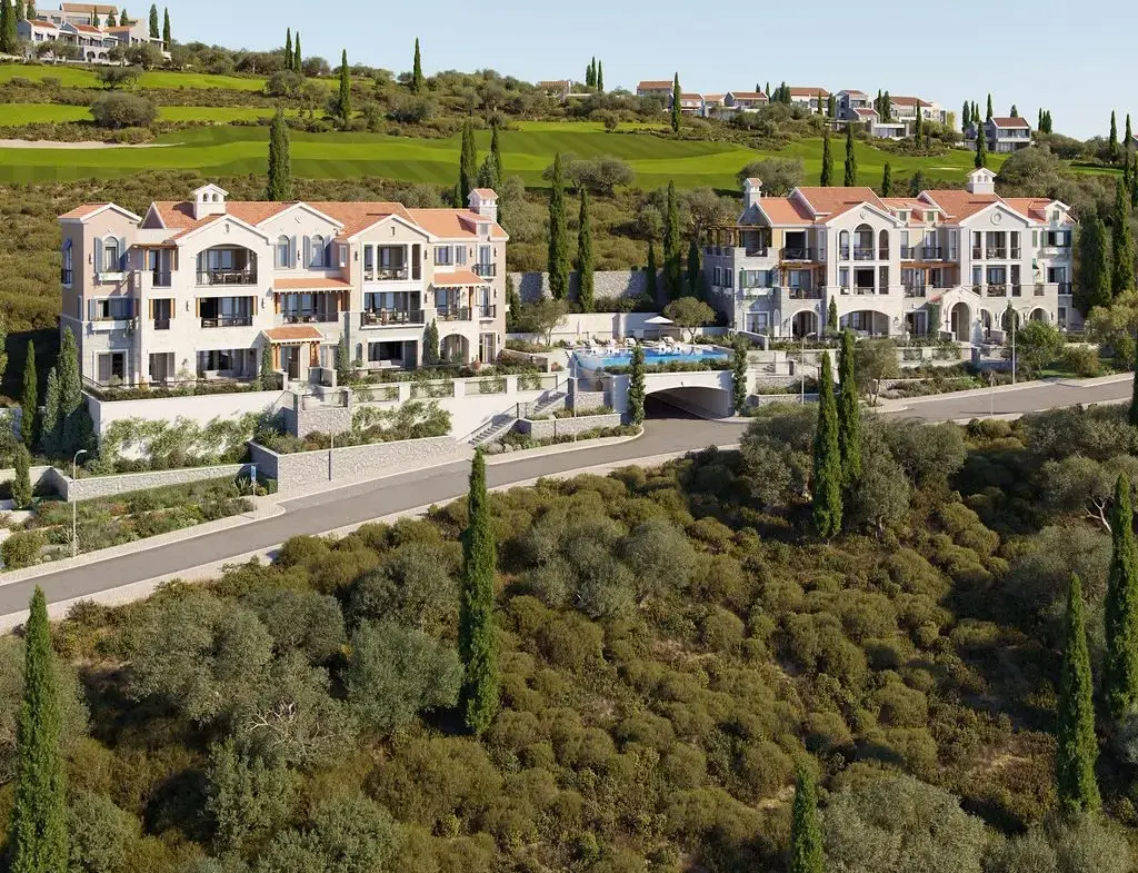 Three-bedroom apartment at Horizon Residences in Luštica Bay