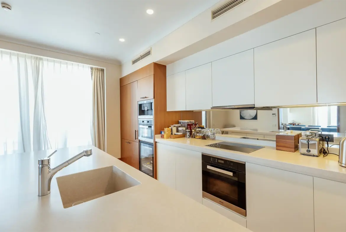 Luxurious penthouse within the Regent 5* hotel, Porto Montenegro