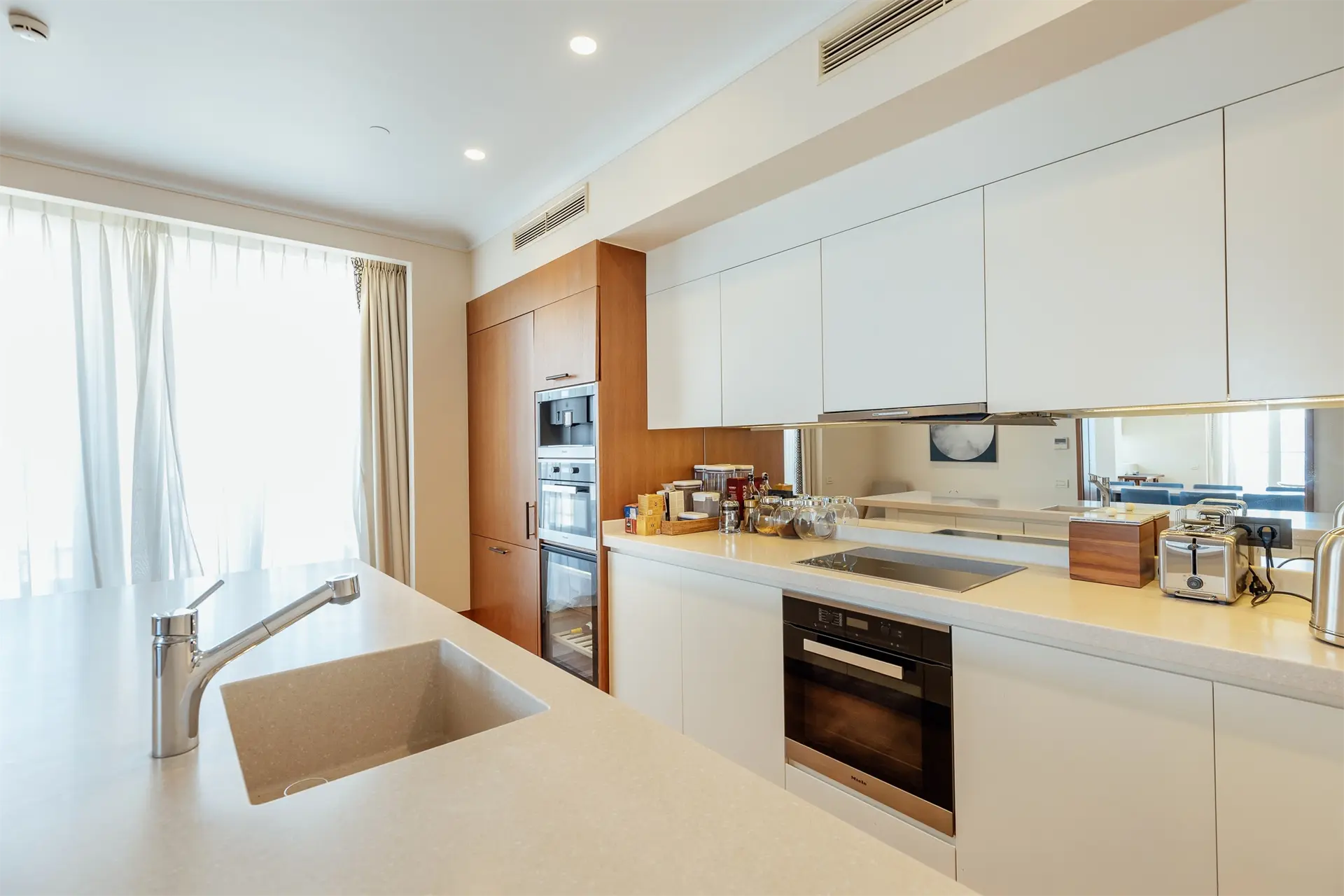cbc956fb6bd172c5cb954303ca06b37a Luxurious penthouse within the Regent 5* hotel, Porto Montenegro