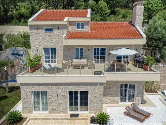 Villa Podi with panoramic sea view
