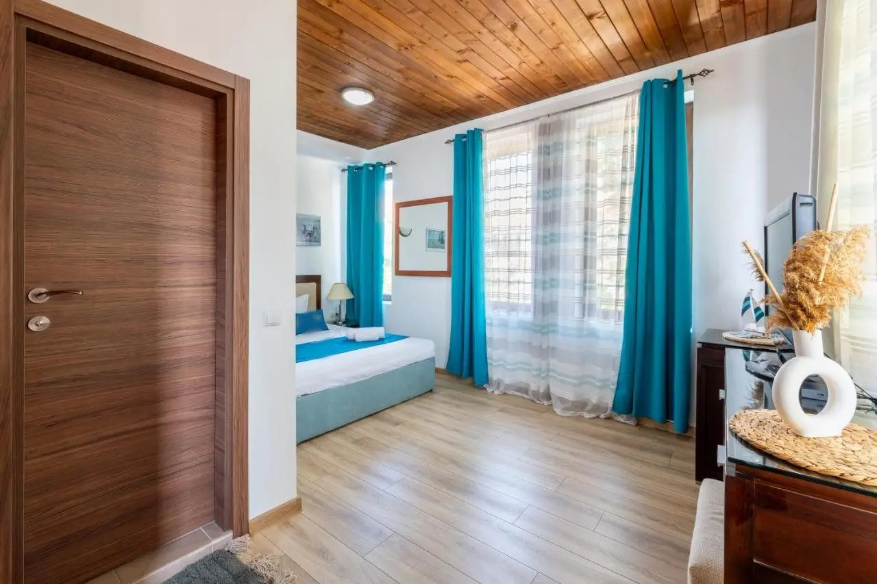 Guest house in Nessebar for sale