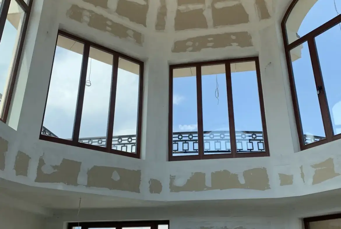 One-of-a-kind penthouse with 360-degree views