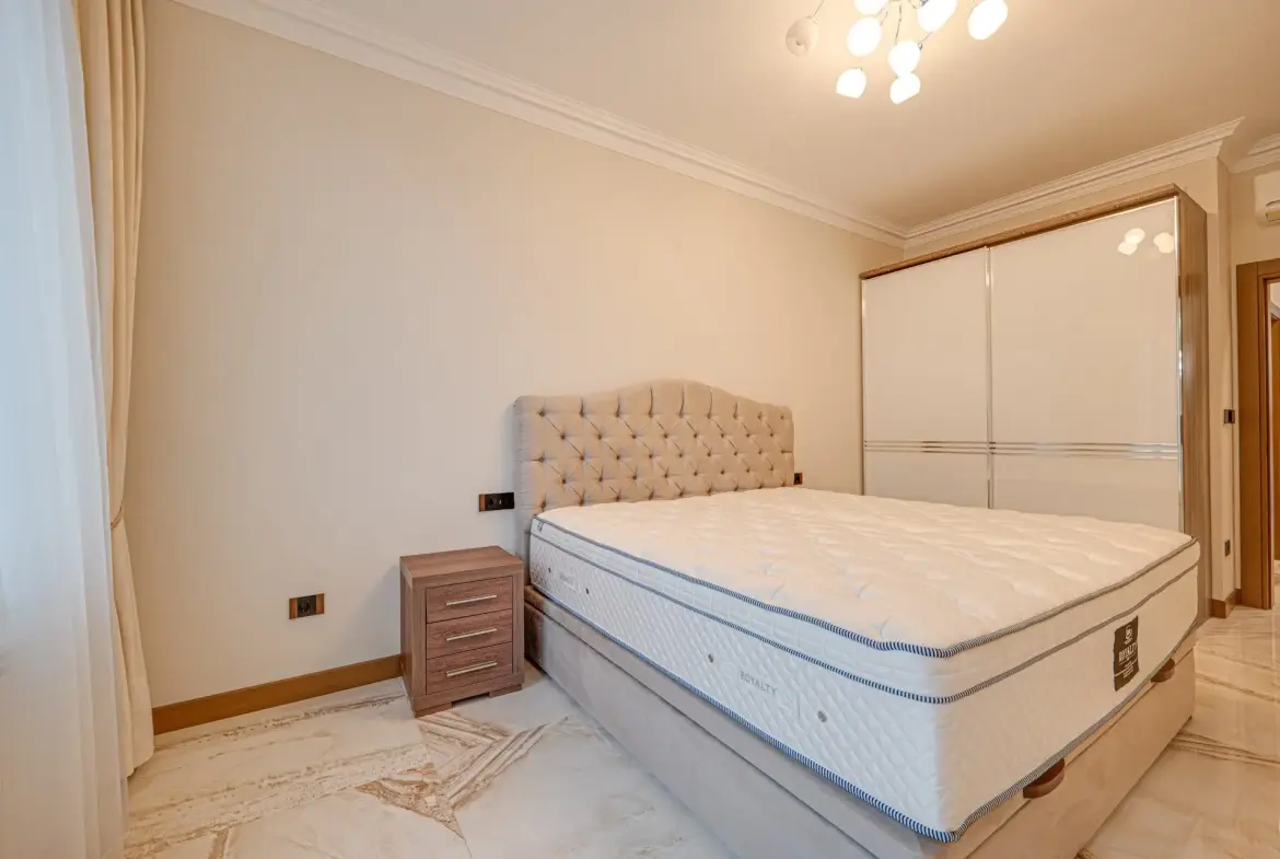 Fully furnished four-room apartment in a gated residential complex in the Lozenets neighborhood