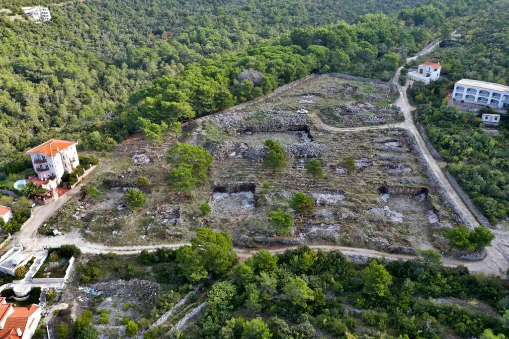 Urbanized land with a sea view for sale